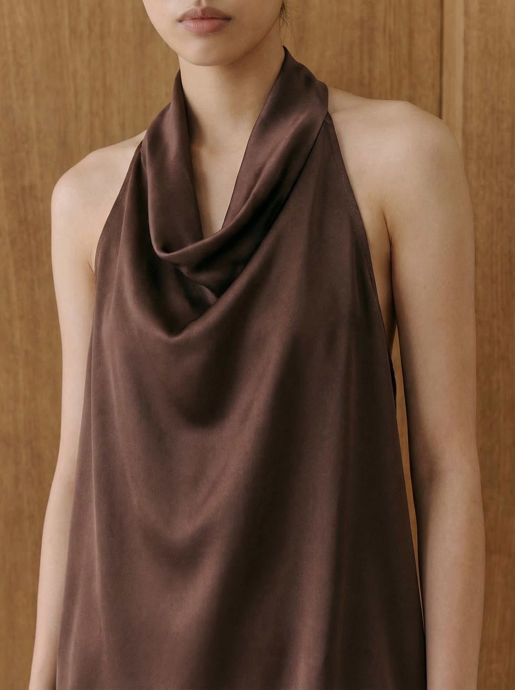 Lara Satin-Haltertop