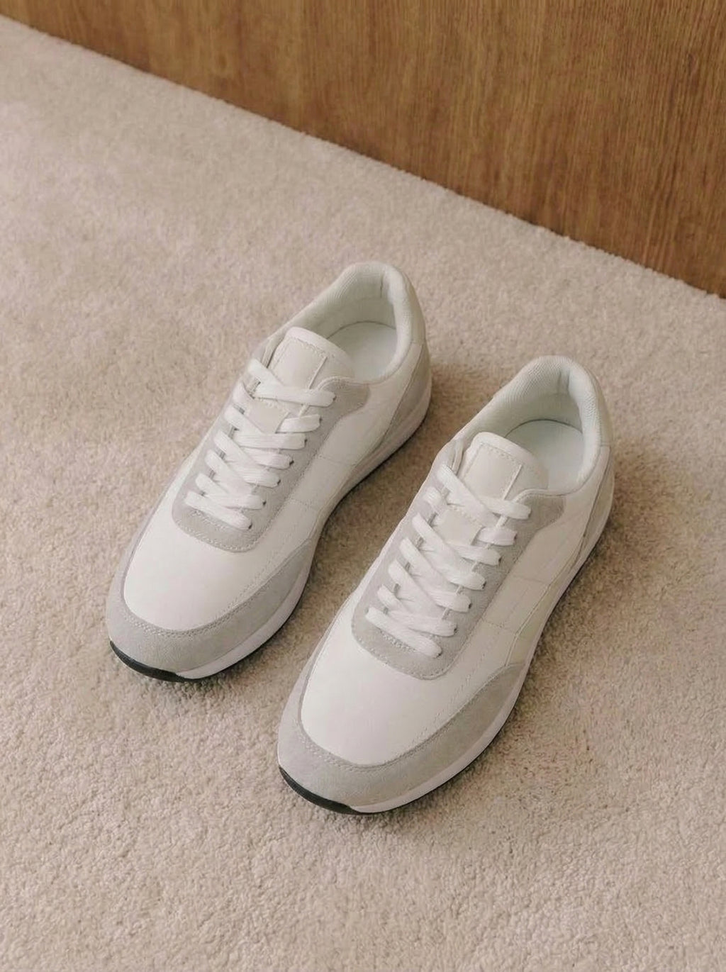 Caspian Classic Sneakers