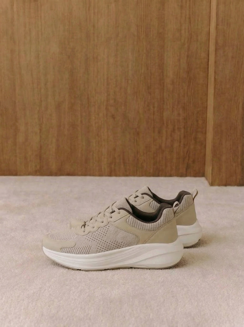Breathable Mesh Knit Sneakers