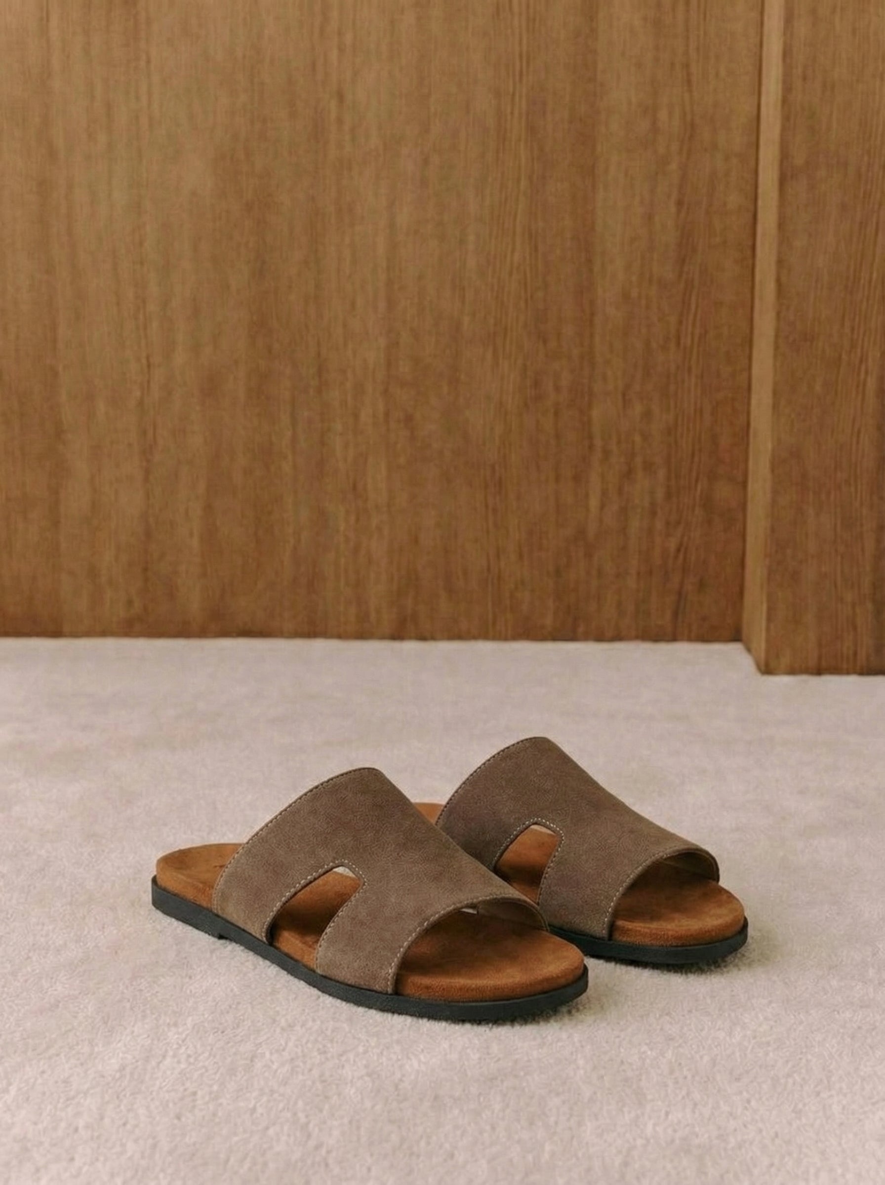 Luca Suede Cut-Out Slides