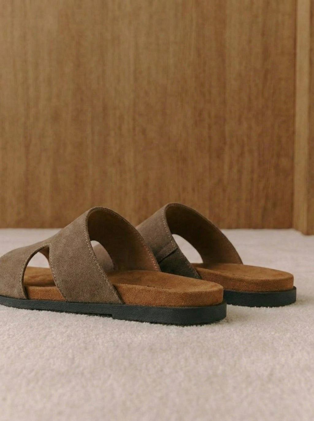 Luca Suede Cut-Out Slides