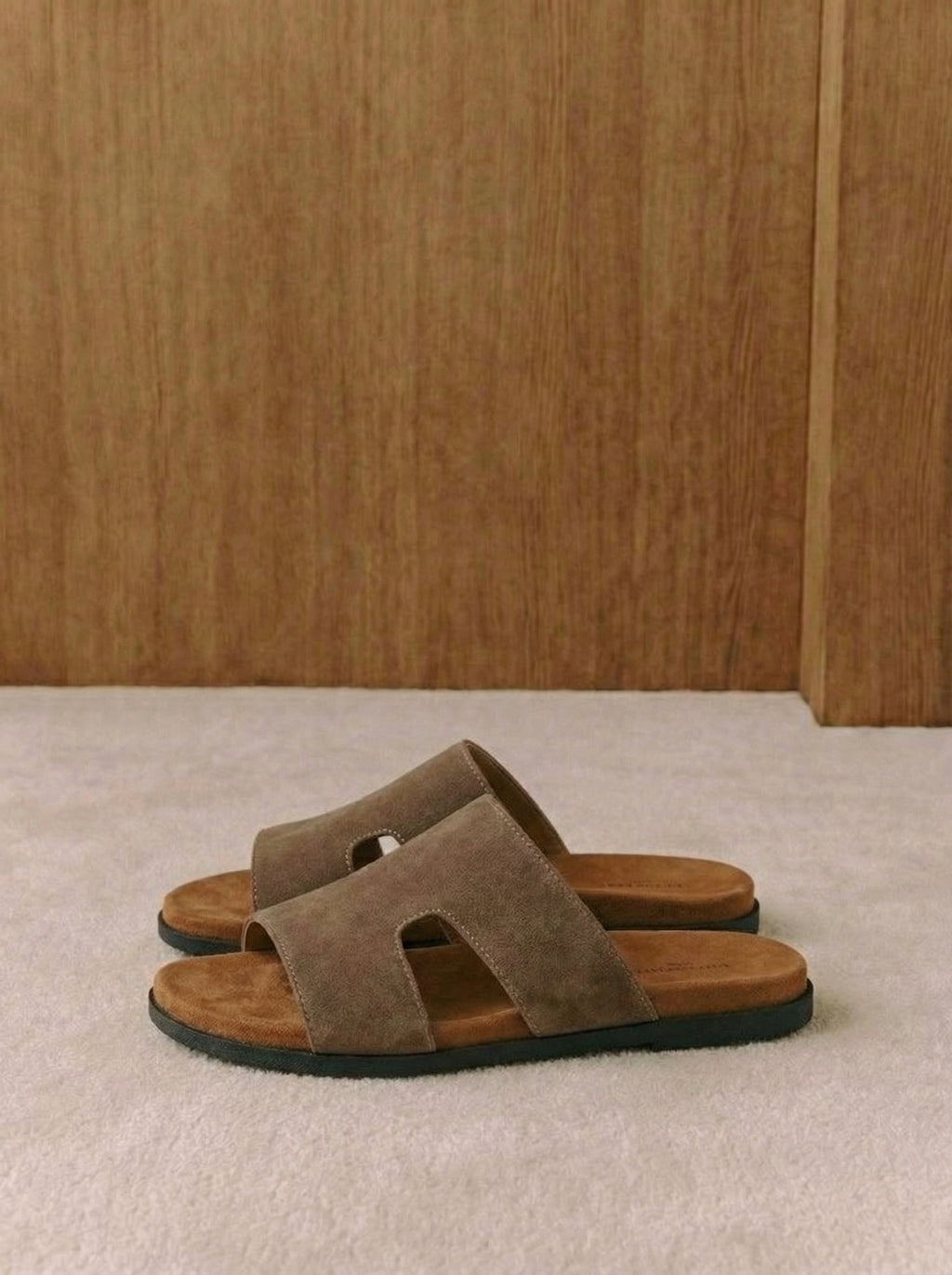 Luca Suede Cut-Out Slides